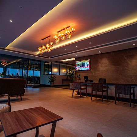 The Sulit Whitefield Hotell Bangalore Exteriör bild