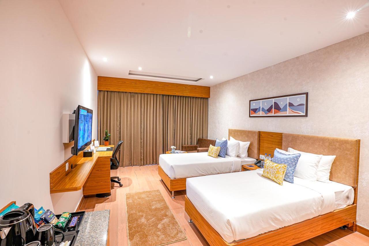 The Sulit Whitefield Hotell Bangalore Exteriör bild
