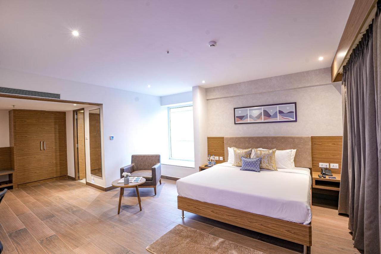 The Sulit Whitefield Hotell Bangalore Exteriör bild