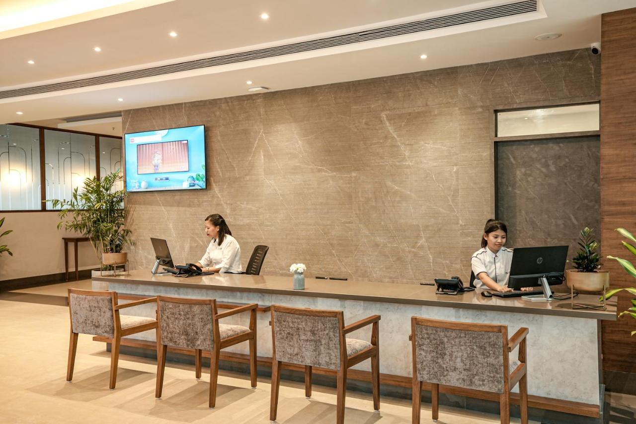 The Sulit Whitefield Hotell Bangalore Exteriör bild