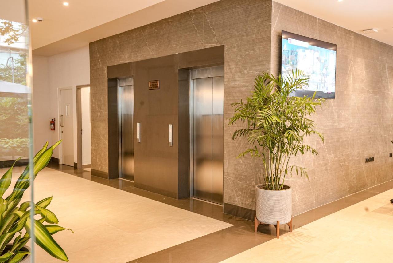 The Sulit Whitefield Hotell Bangalore Exteriör bild