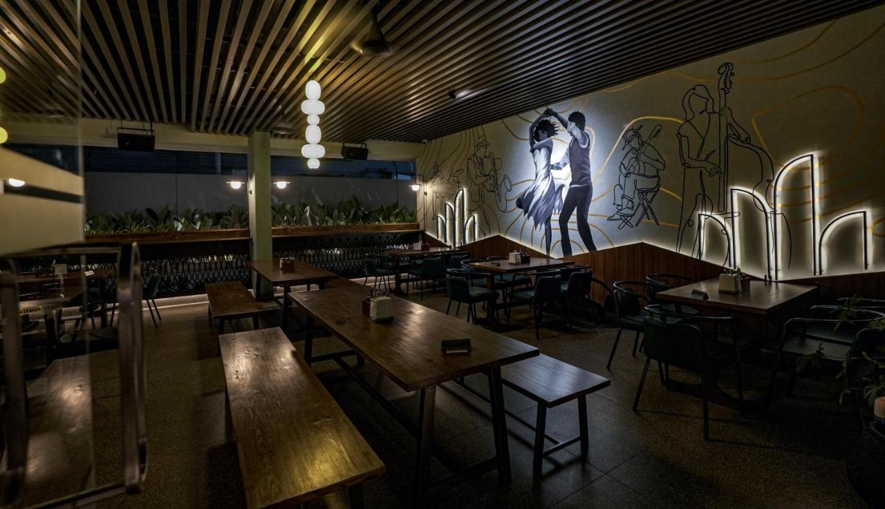 The Sulit Whitefield Hotell Bangalore Exteriör bild
